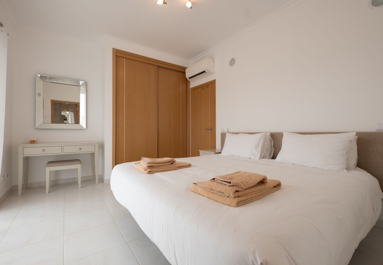 Apartment in Lagos - RLAG69L