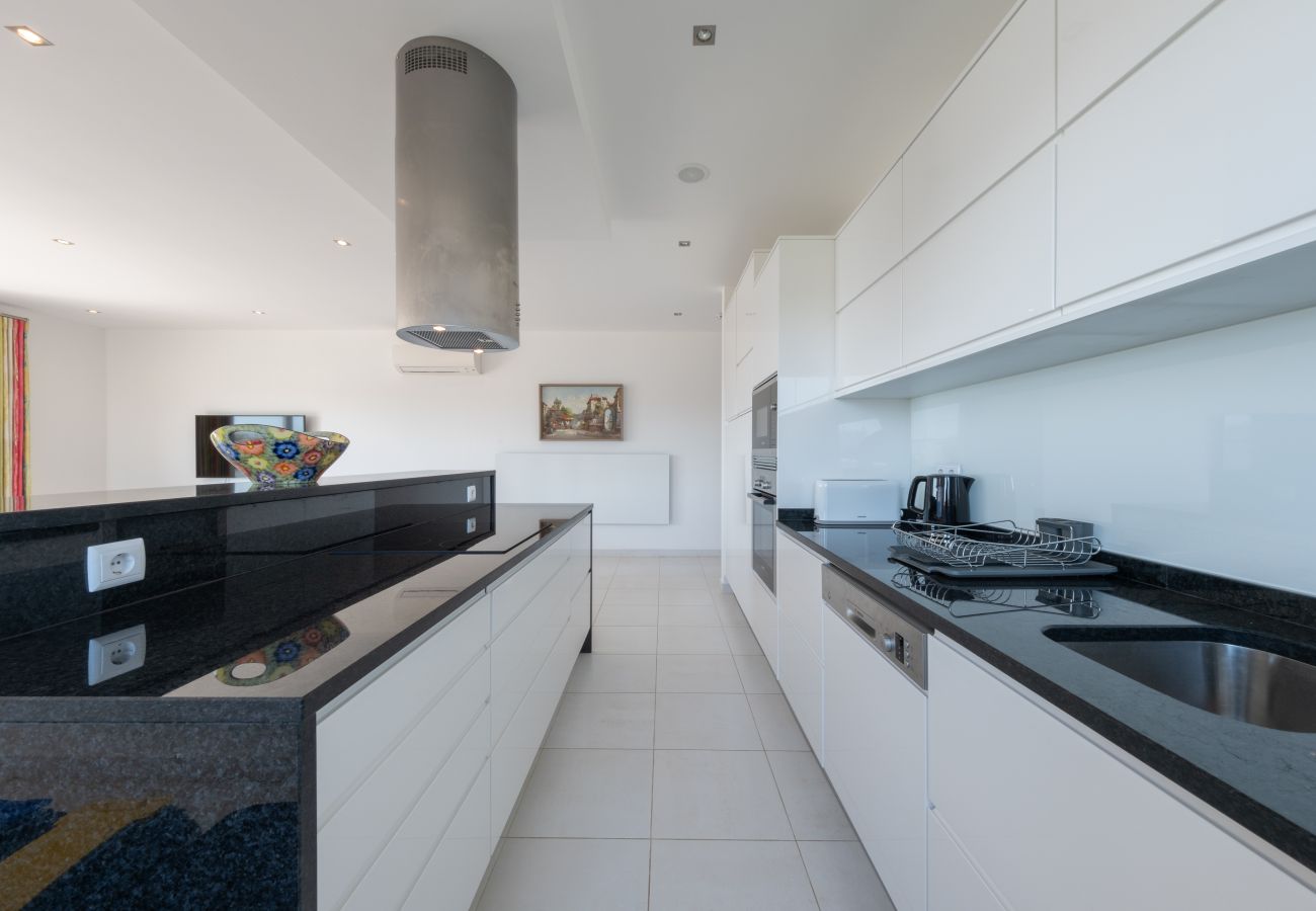 Apartment in Lagos - RLAG69L