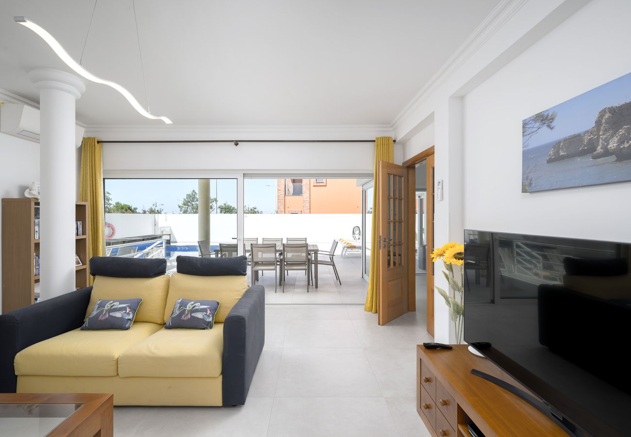 Villa in Lagos - RLAG95L