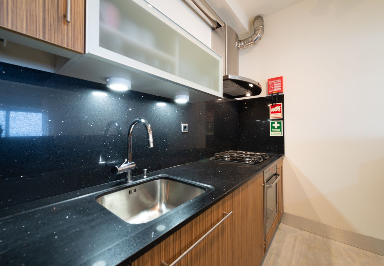 Apartamento em Lagos - RLAG55L