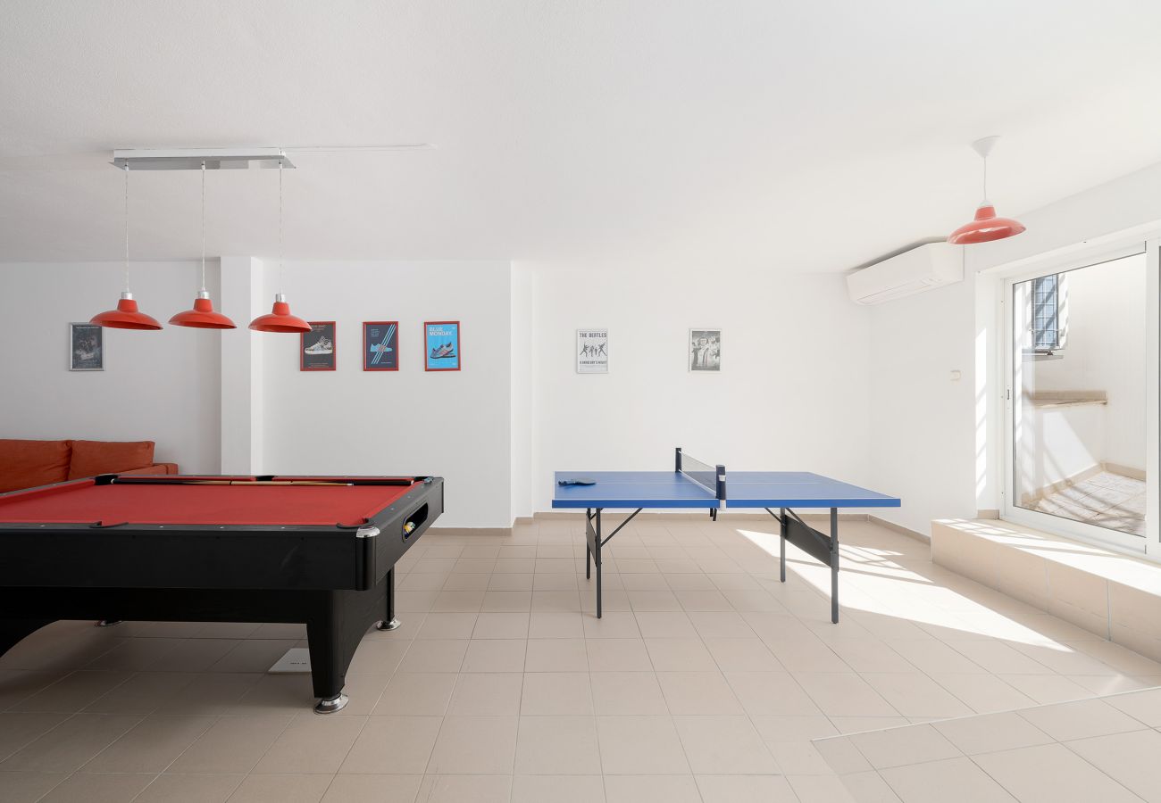 Villa em Lagos - RLAG95L