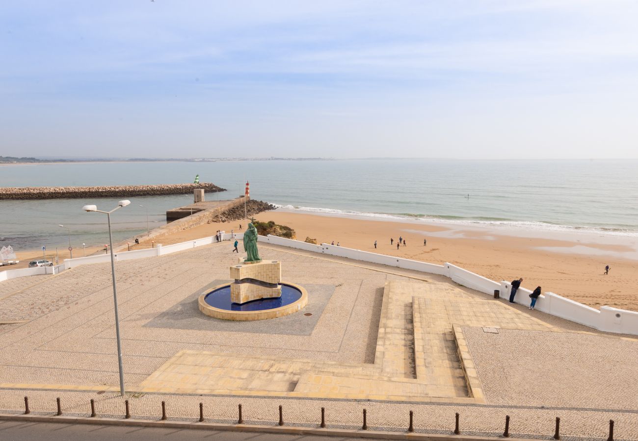 Apartamento em Lagos - RLAG99L