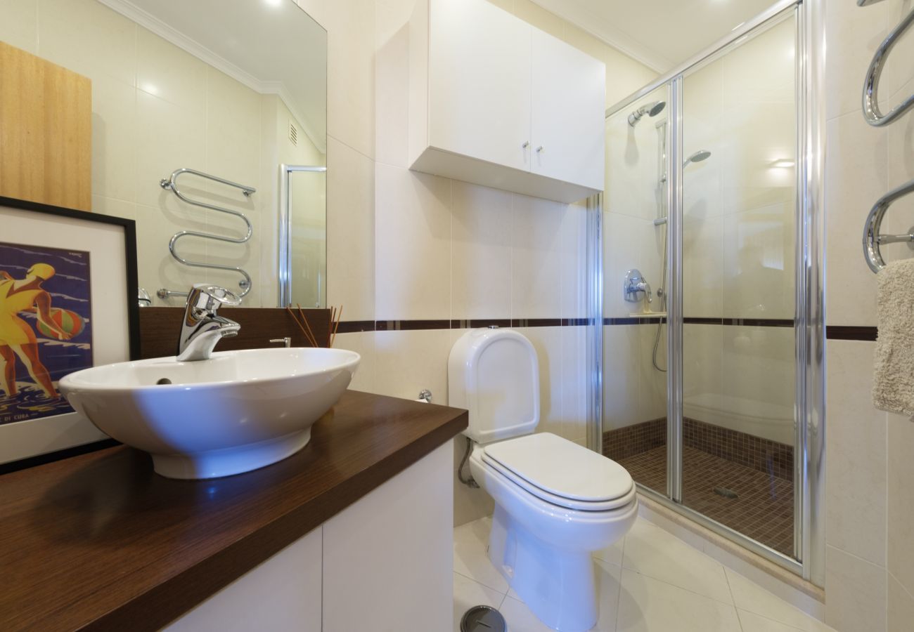 Apartamento em Lagos - Apt moderno no centro [61]