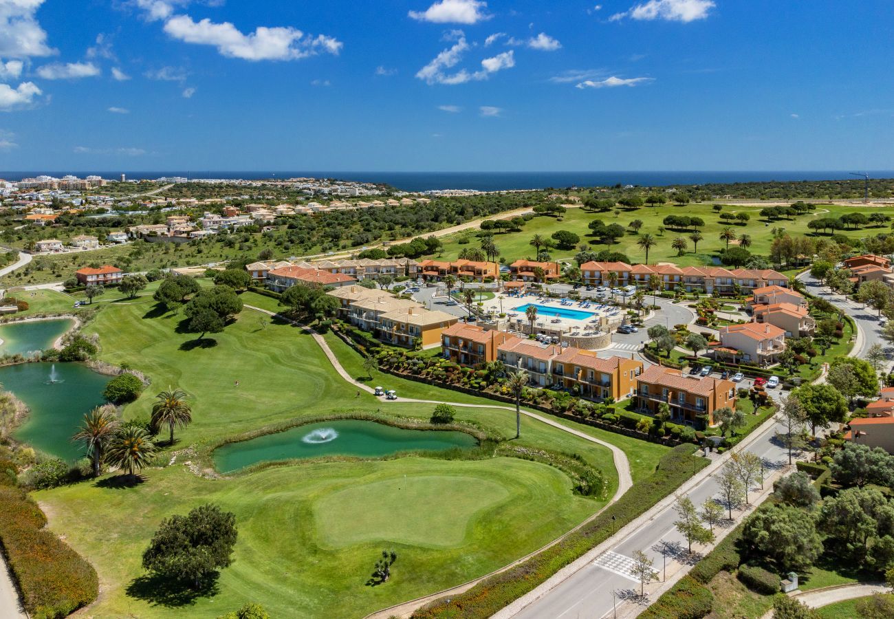 Vista aérea do resort