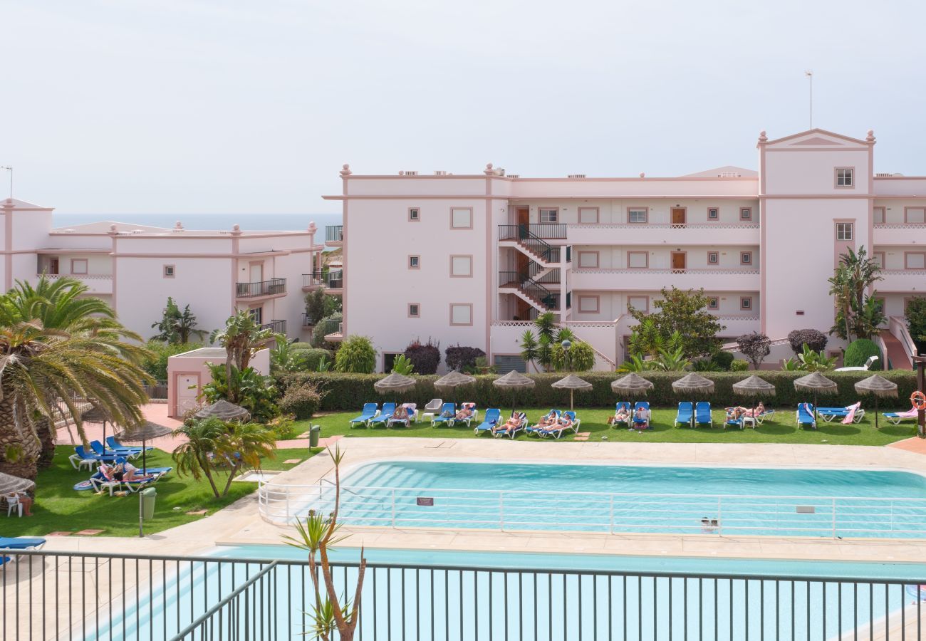 Apartamento em Luz - Apartamento moderno junto à praia [30]