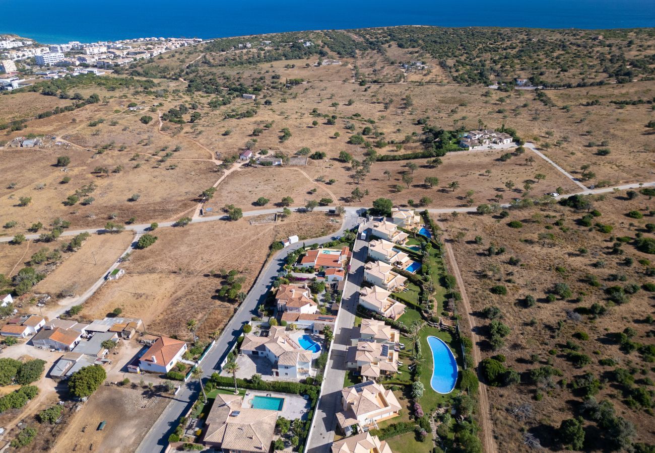 Villa em Lagos - Bonita moradia com piscina privada [130]