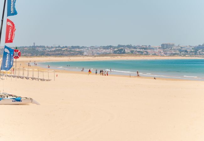 Meia Praia beach