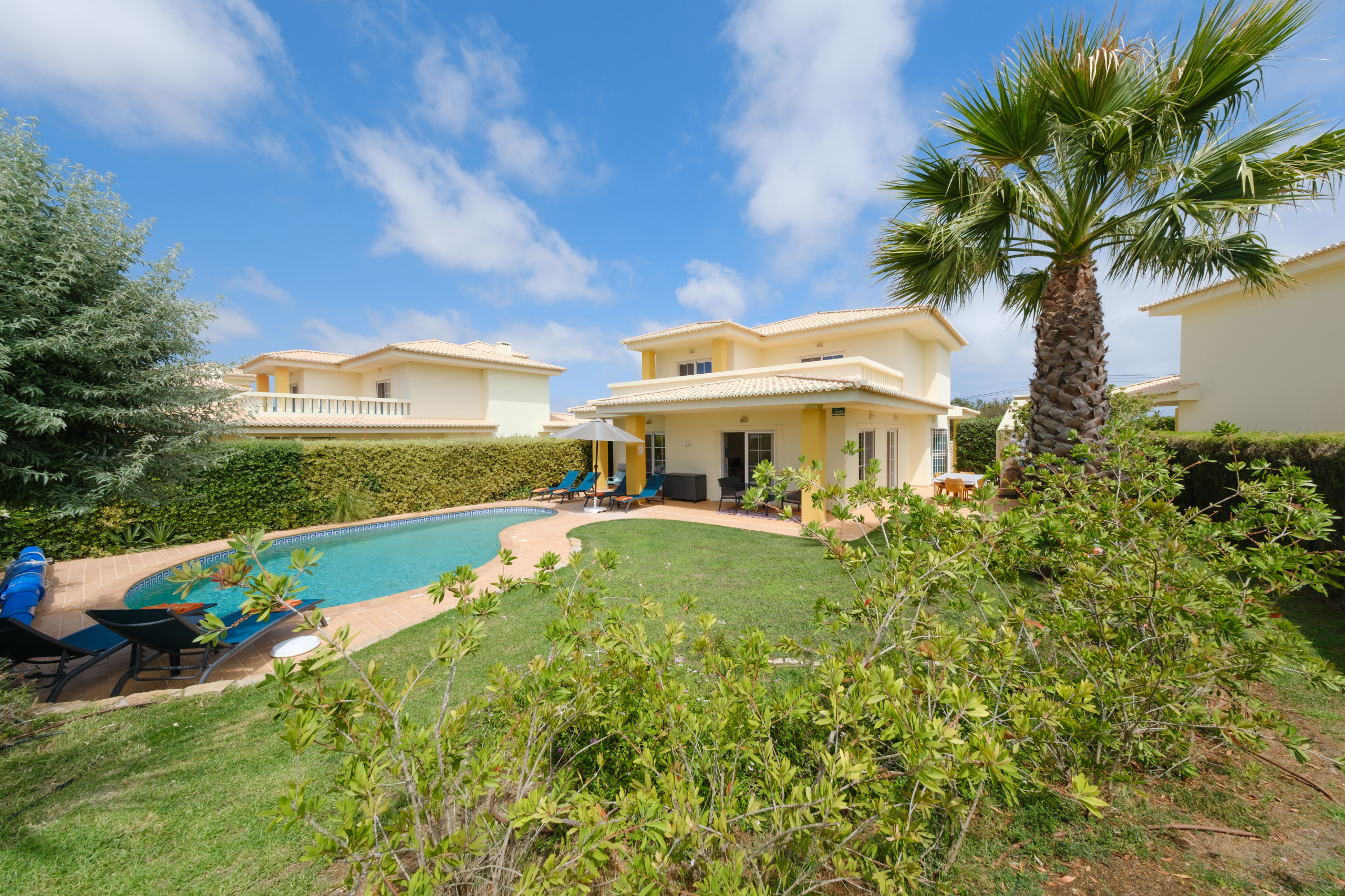 Villa/Dettached house in Lagos - Beautiful villa with private pool [130]