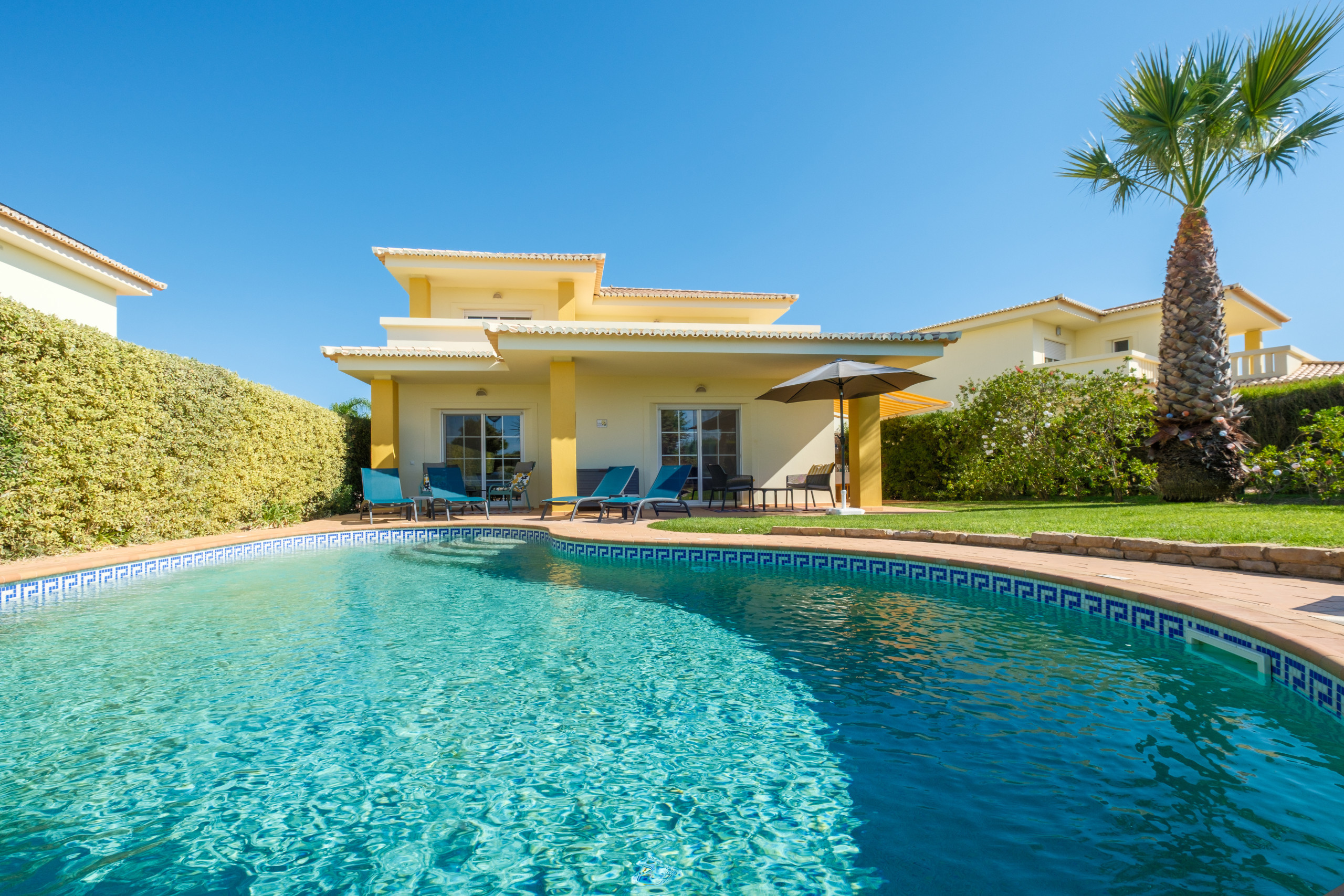 Villa/Dettached house in Lagos - Beautiful villa with private pool [130]