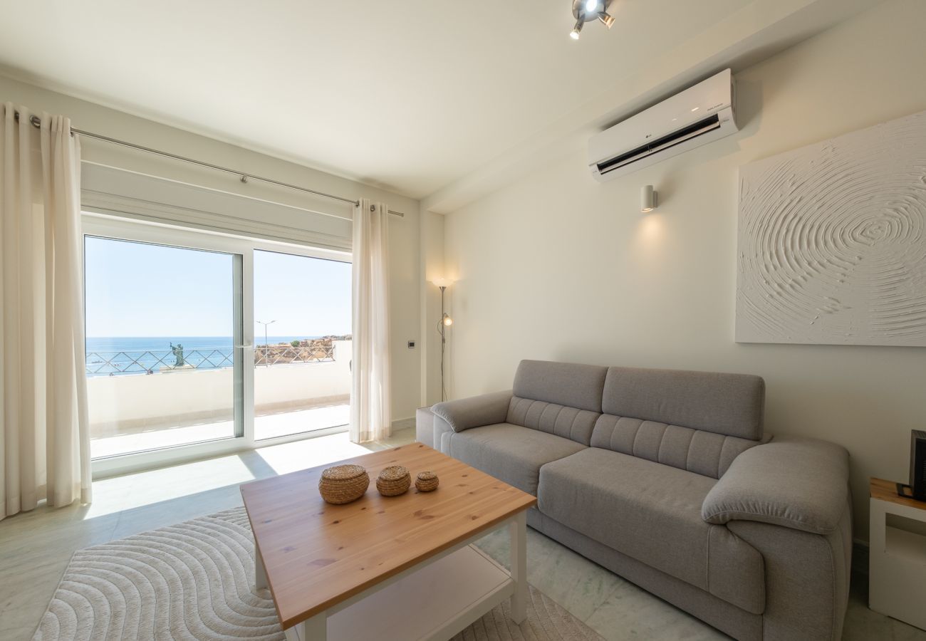 Apartment in Lagos - Beachfront modern apartment [55]