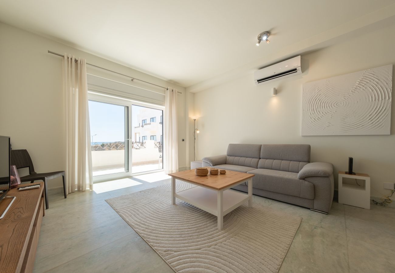 Apartment in Lagos - Beachfront modern apartment [55]