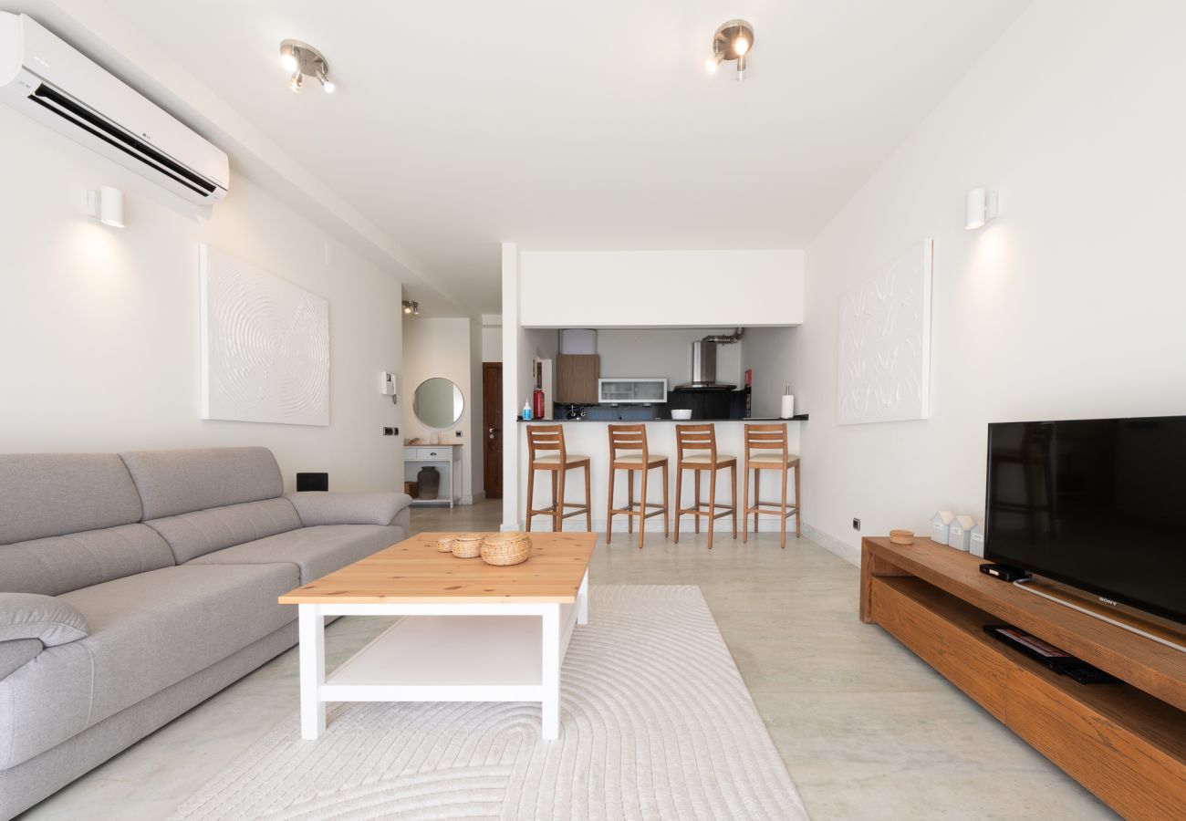 Apartment in Lagos - Beachfront modern apartment [55]