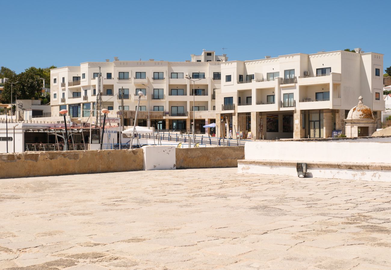 Apartment in Lagos - Beachfront modern apartment [55]