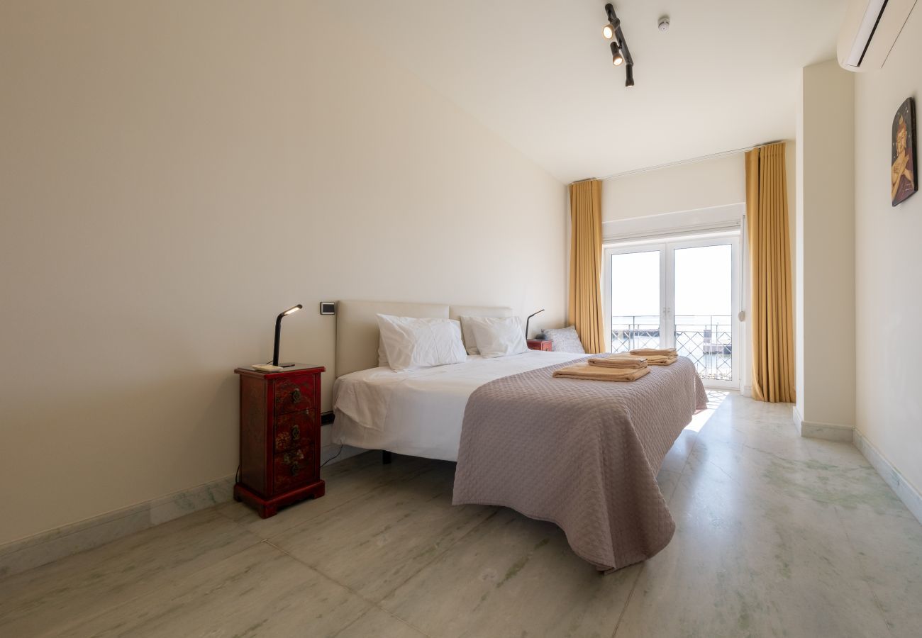 Apartment in Lagos - Cosy sea view apartment [60]