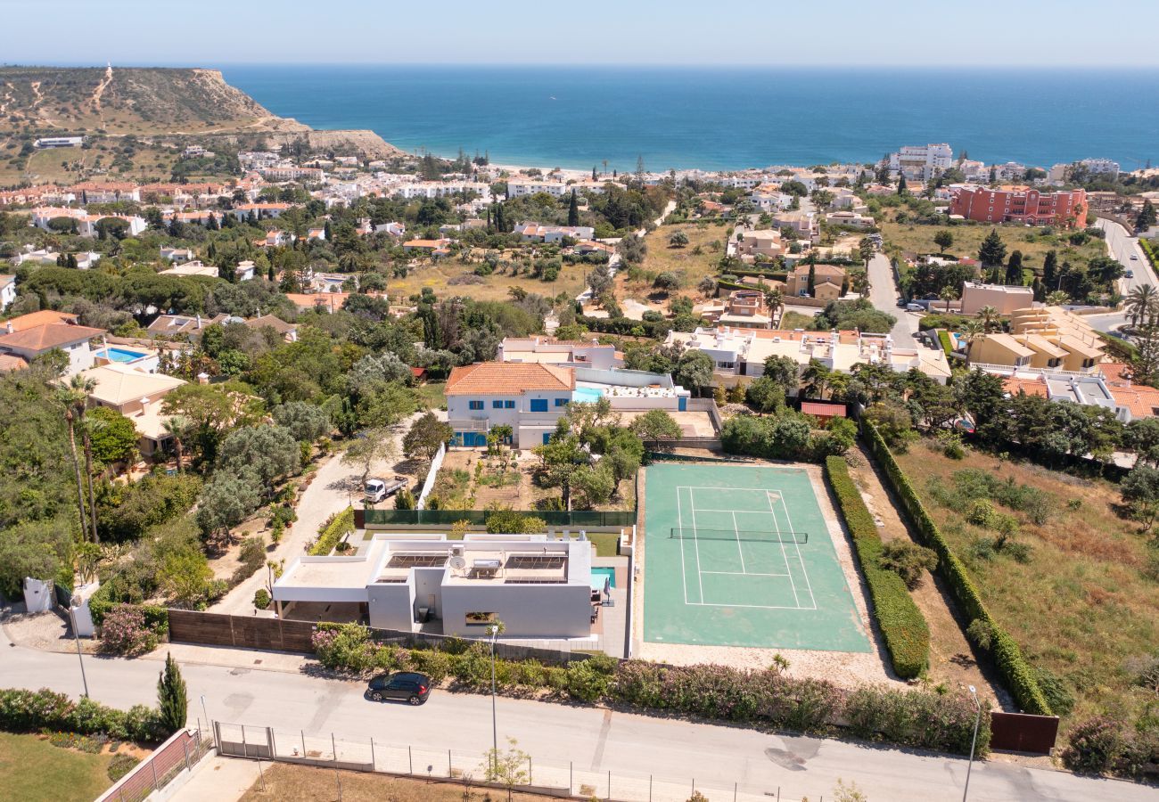 Villa in Luz - Modern accessible villa [17]