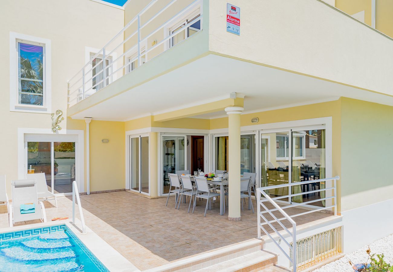 Villa in Lagos - Sea View Villa | Near Beach | High-Speed Internet | A/C | Private Pool [can be heated] | Garden [RLAG95]