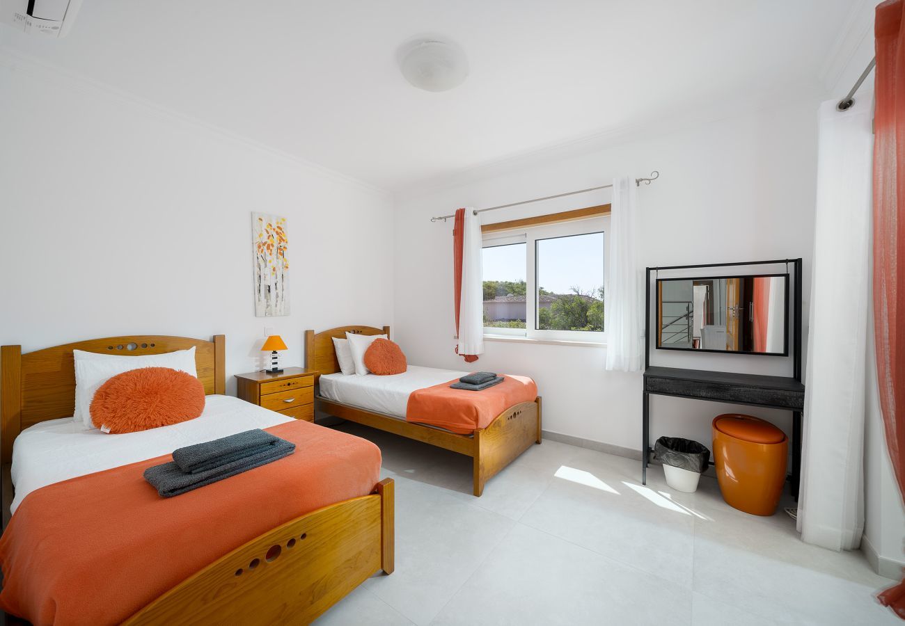 Villa in Lagos - Sea view spacious villa [95]