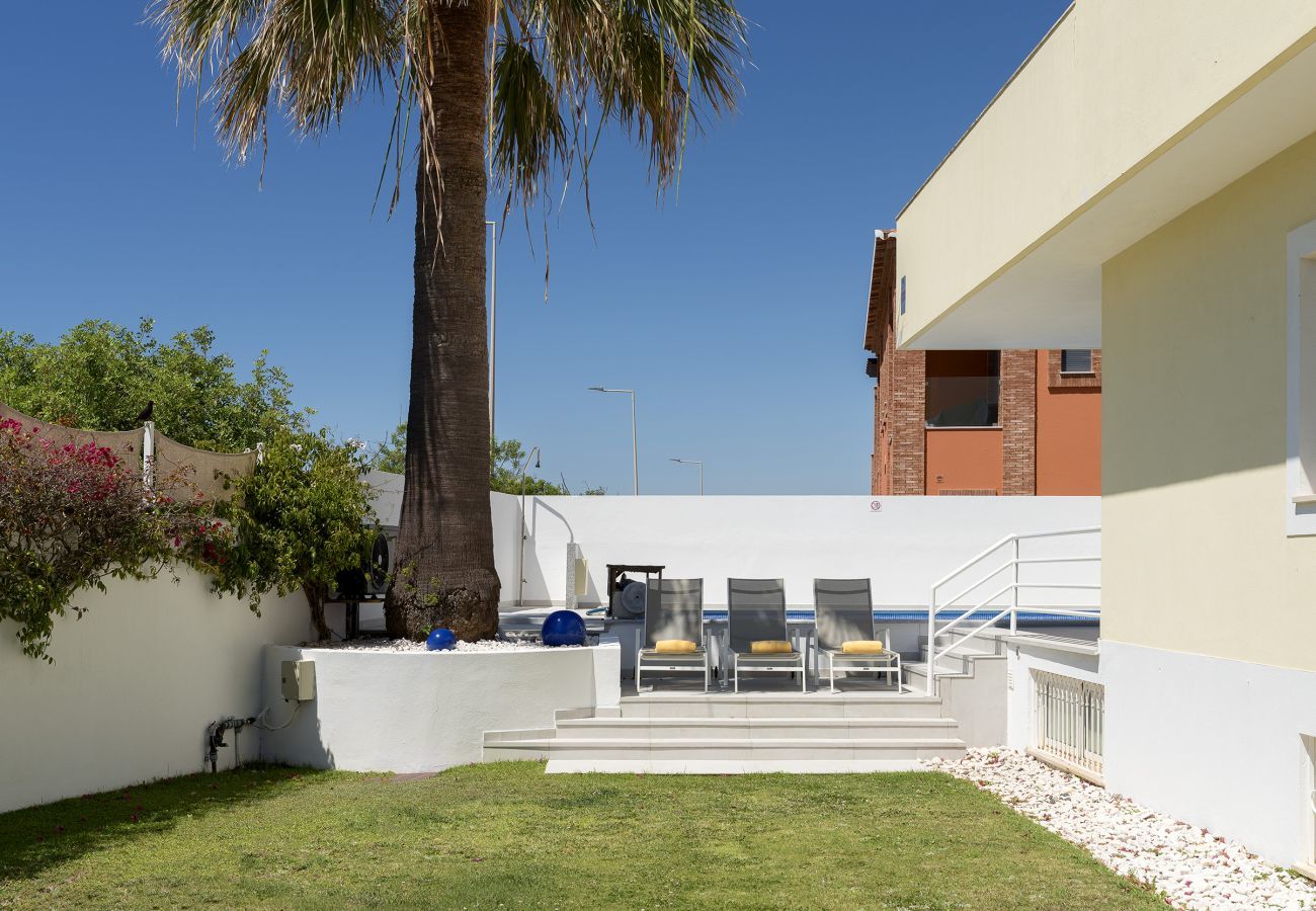 Villa in Lagos - Sea view spacious villa [95]