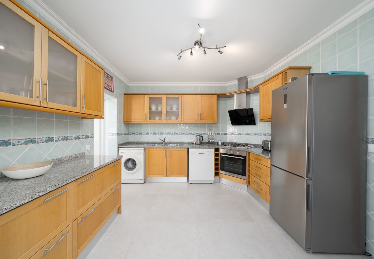 Villa in Lagos - Sea view spacious villa [95]