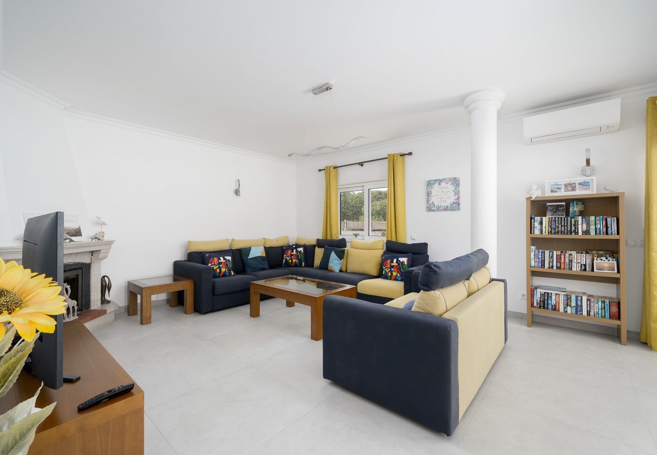 Villa in Lagos - Sea view spacious villa [95]