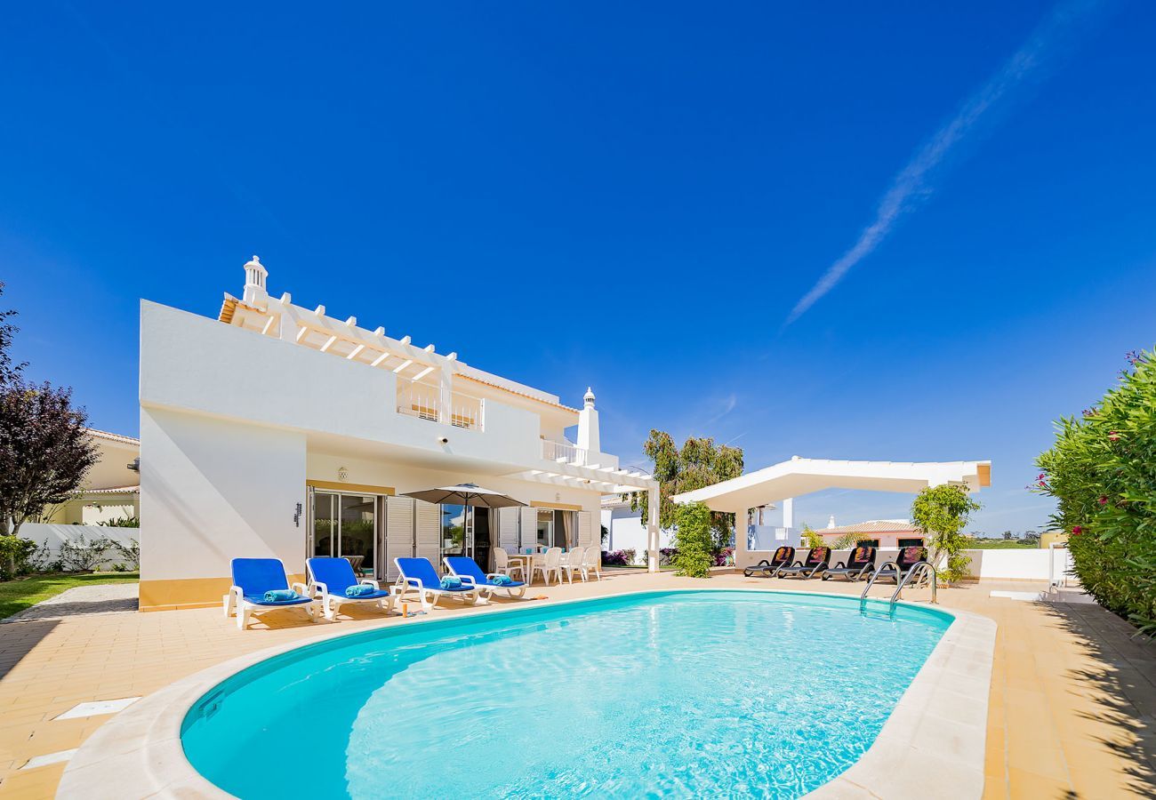Pool area