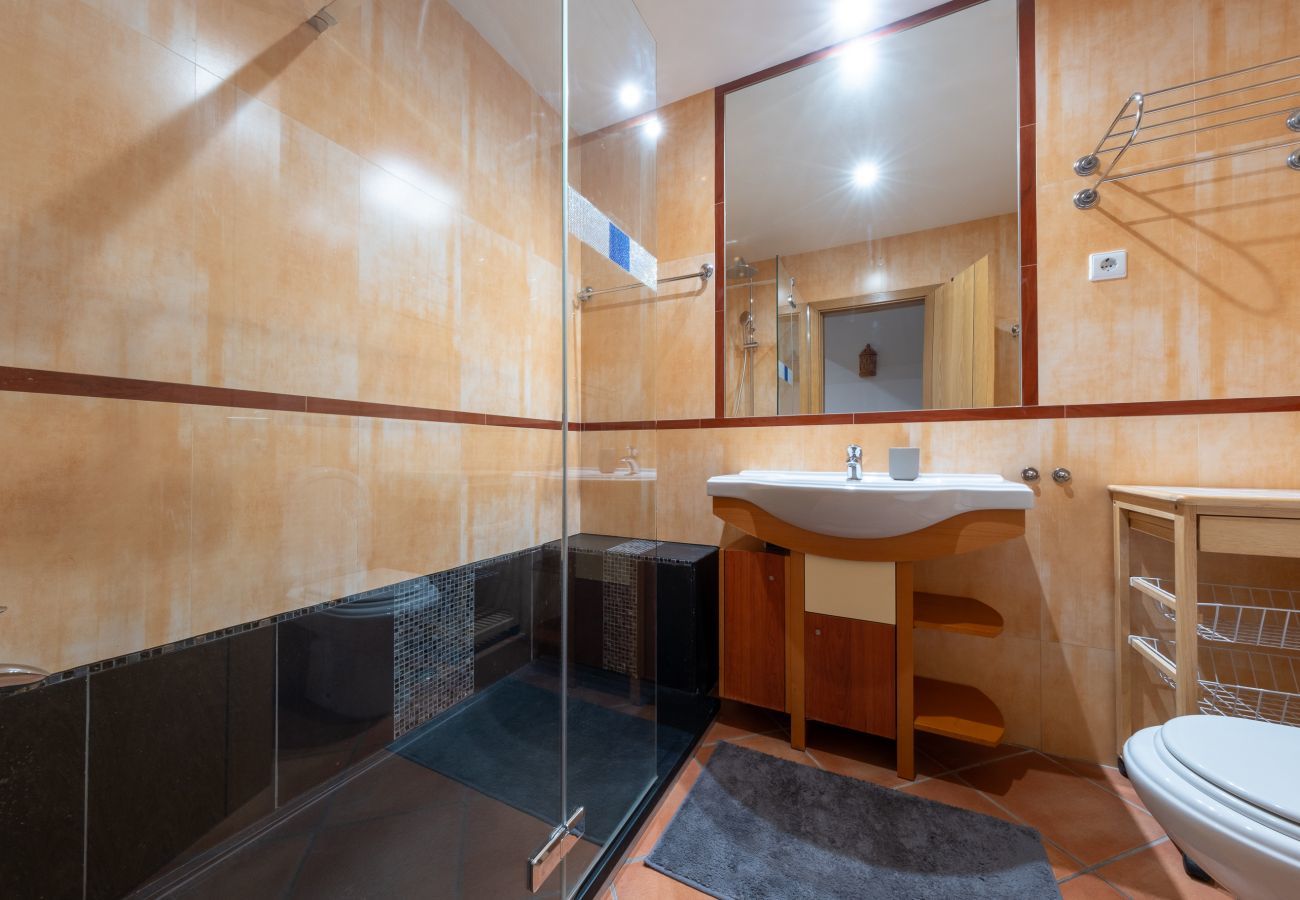 Apartment in Lagos - Comfortable sea view apartment [77]