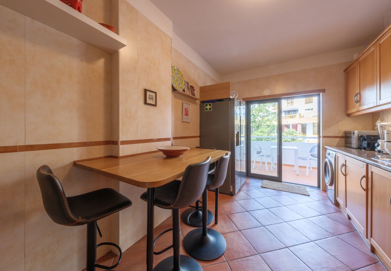 Apartment in Lagos - Comfortable sea view apartment [77]