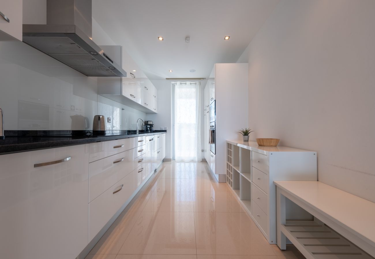 Apartment in Lagos - Stylish sea view apartment [105]