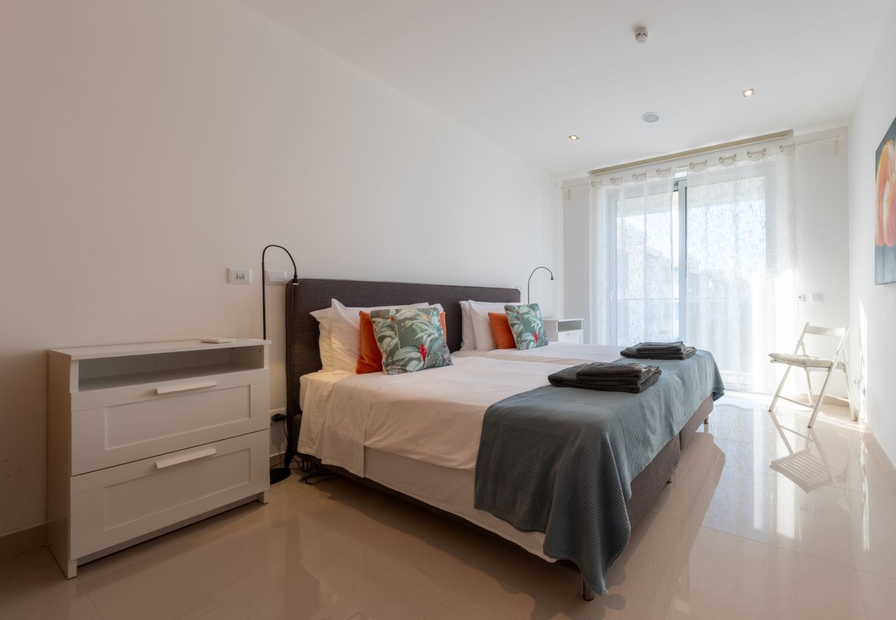 Apartment in Lagos - Stylish sea view apartment [105]