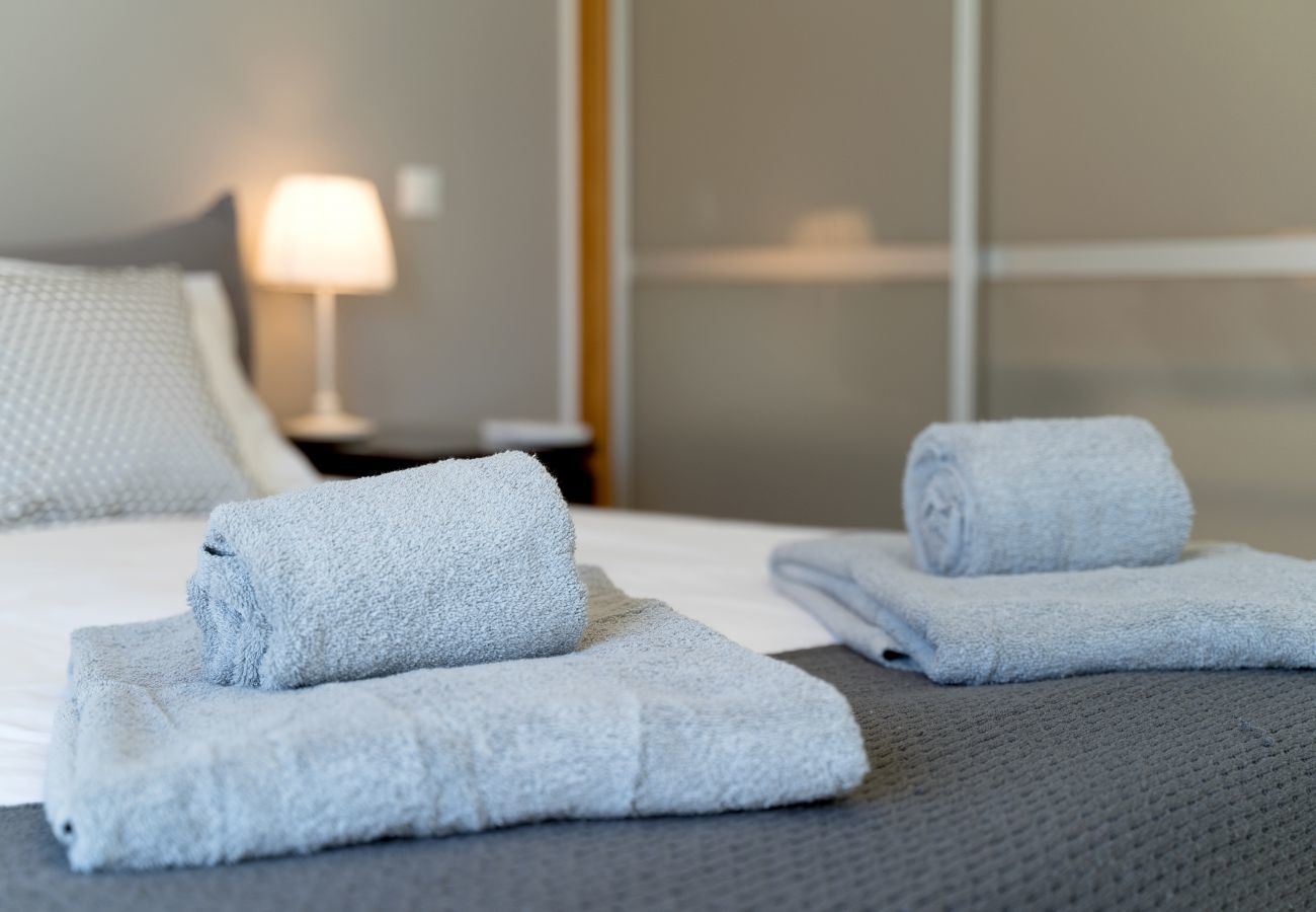 Bath towels