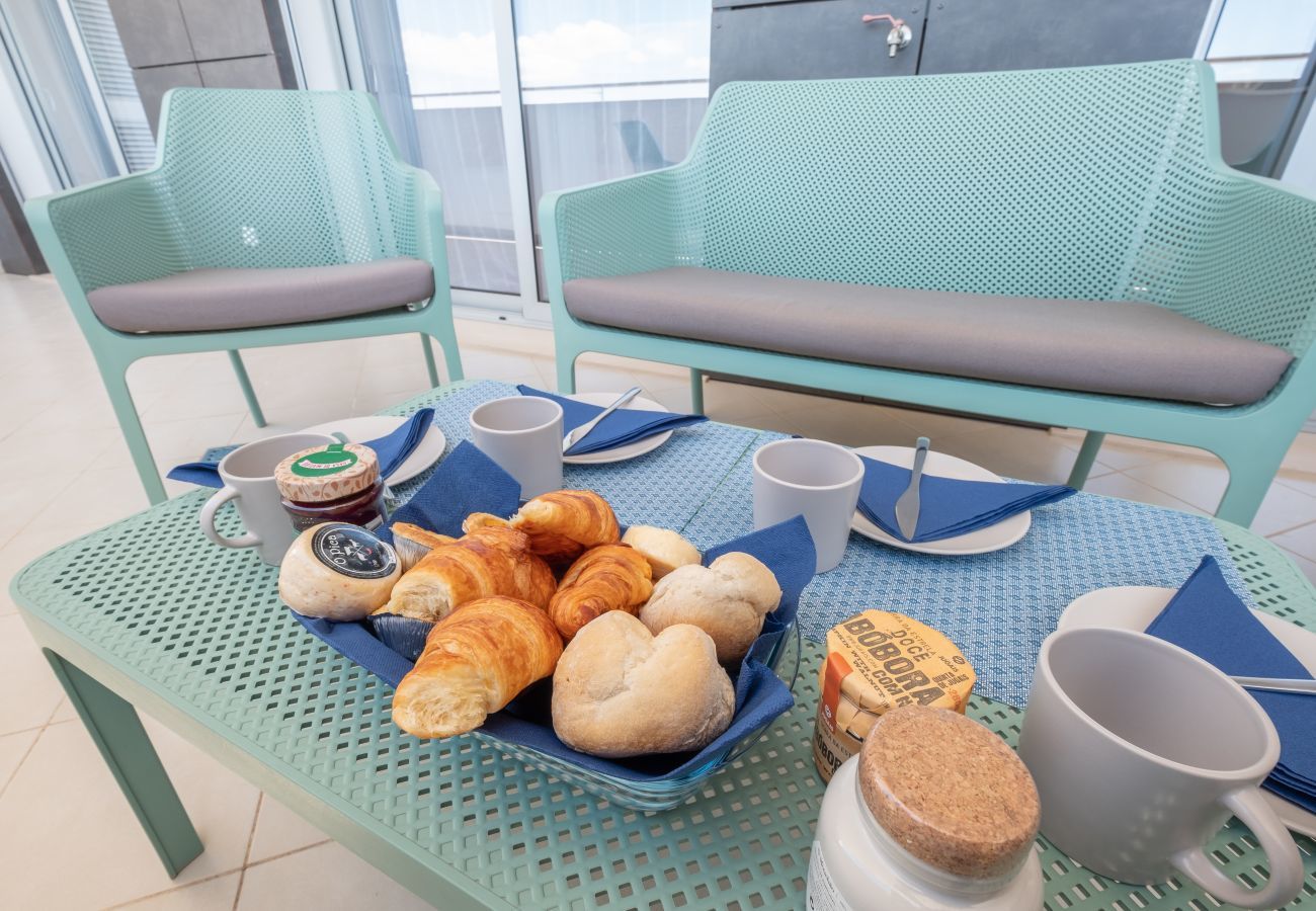 Breakfast in the balcony