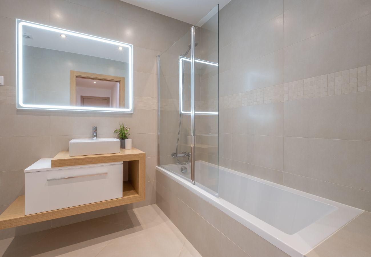 Bathroom with bathtub