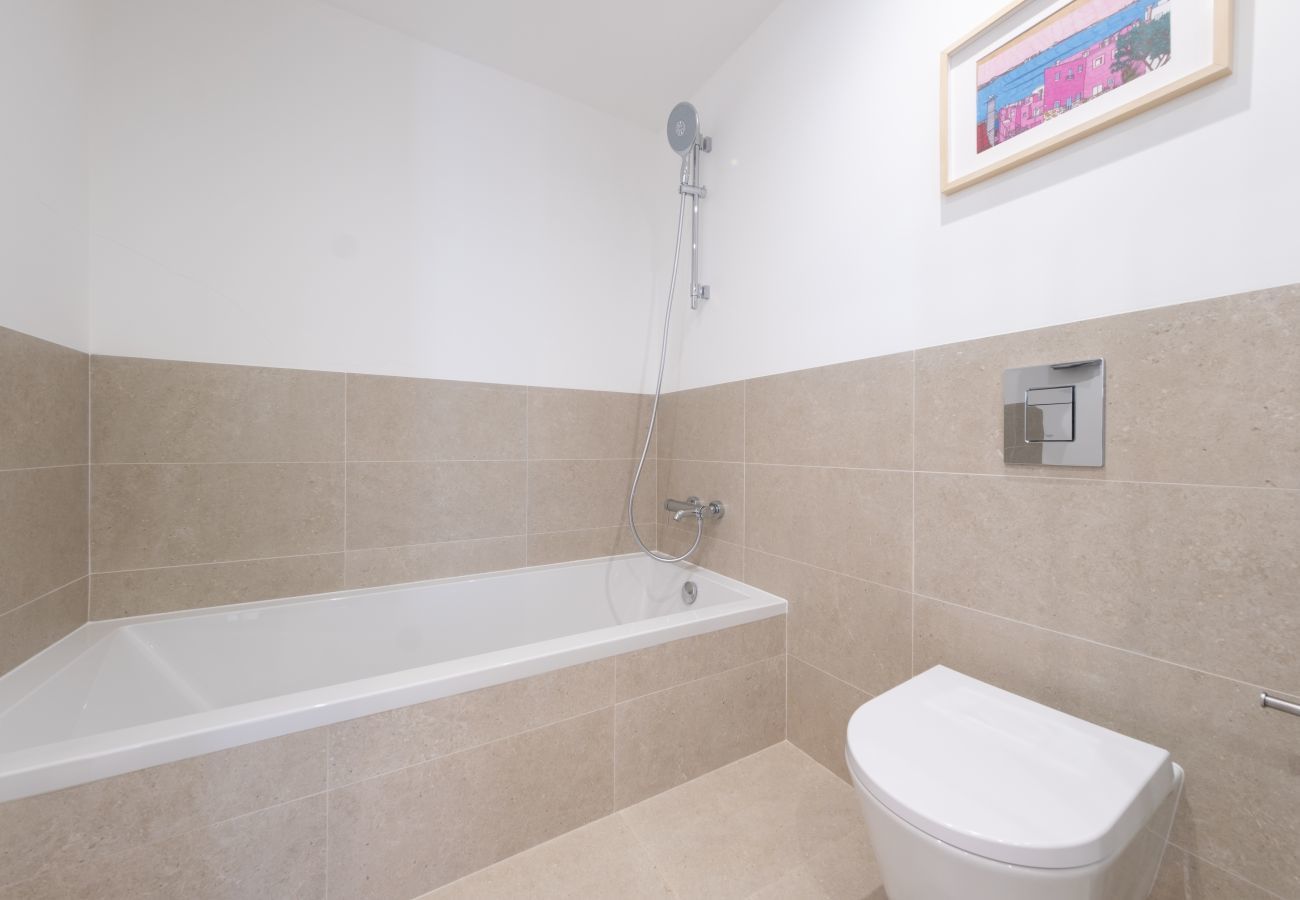 Bathroom with bathtub