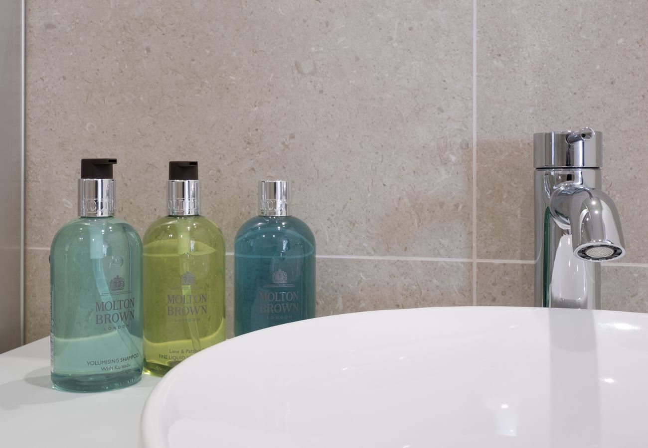 Bathroom details
