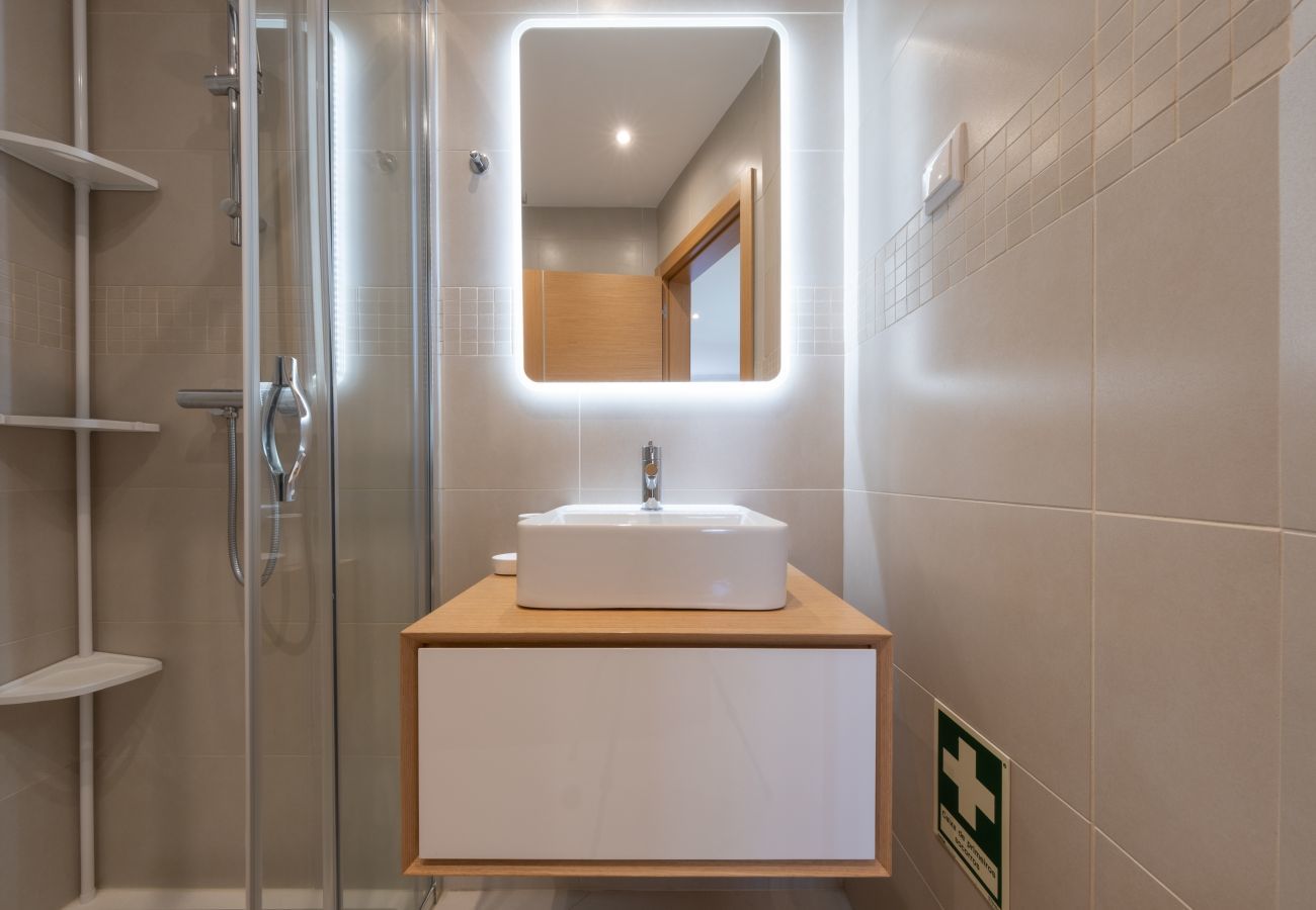 Apartment in Lagos - Contemporary chic apartment [129]