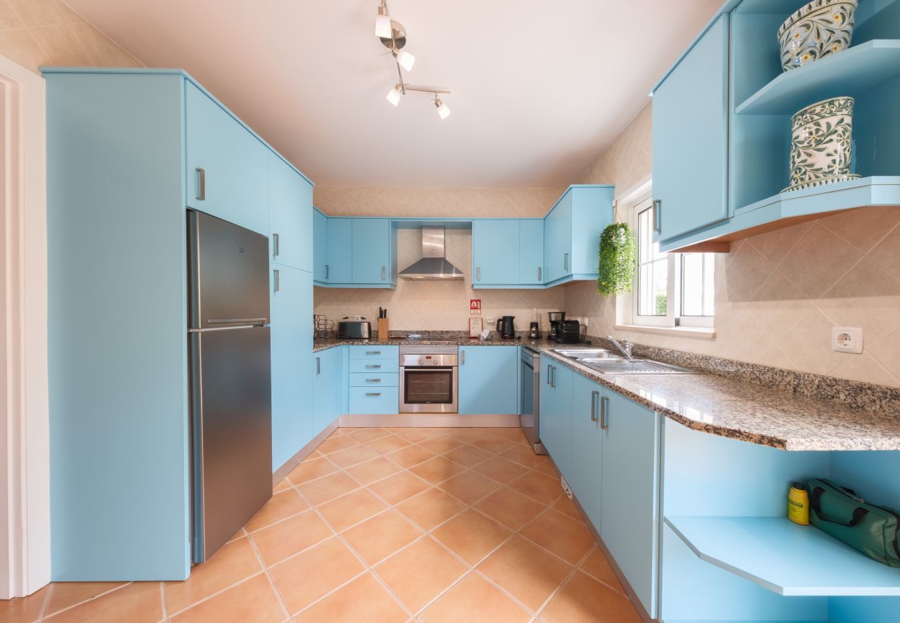 Villa in Lagos - RLAG130