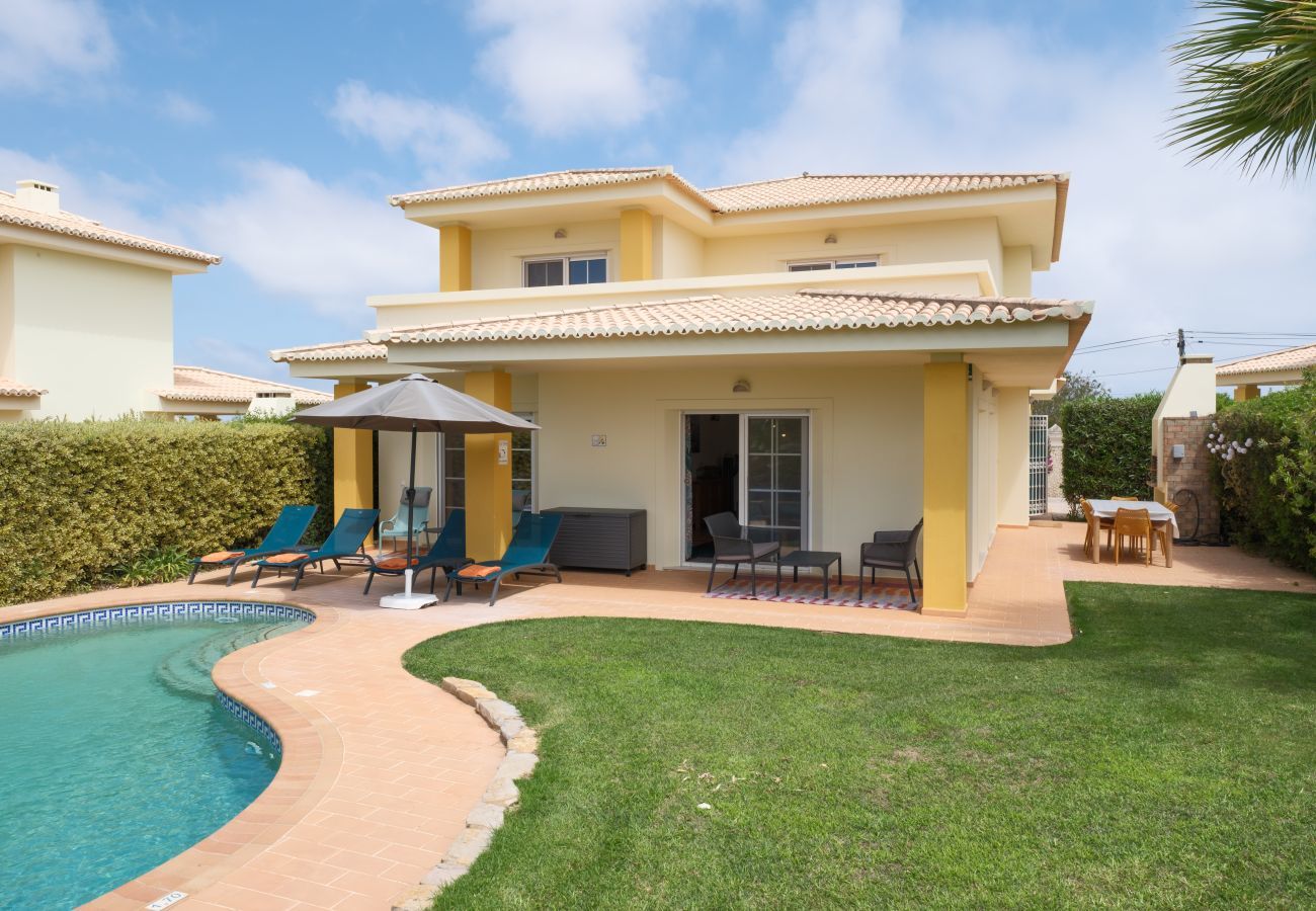 Villa in Lagos - RLAG130