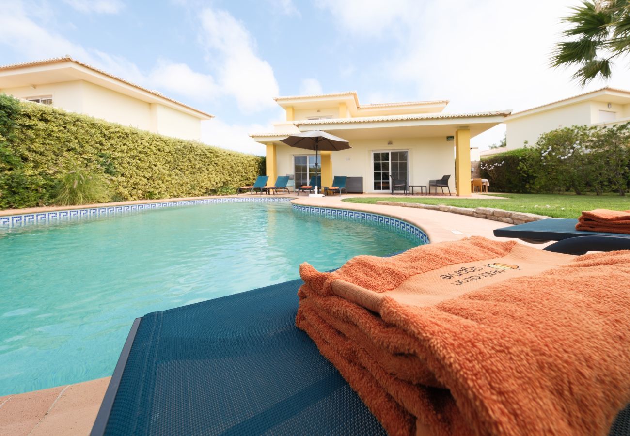 Villa in Lagos - RLAG130