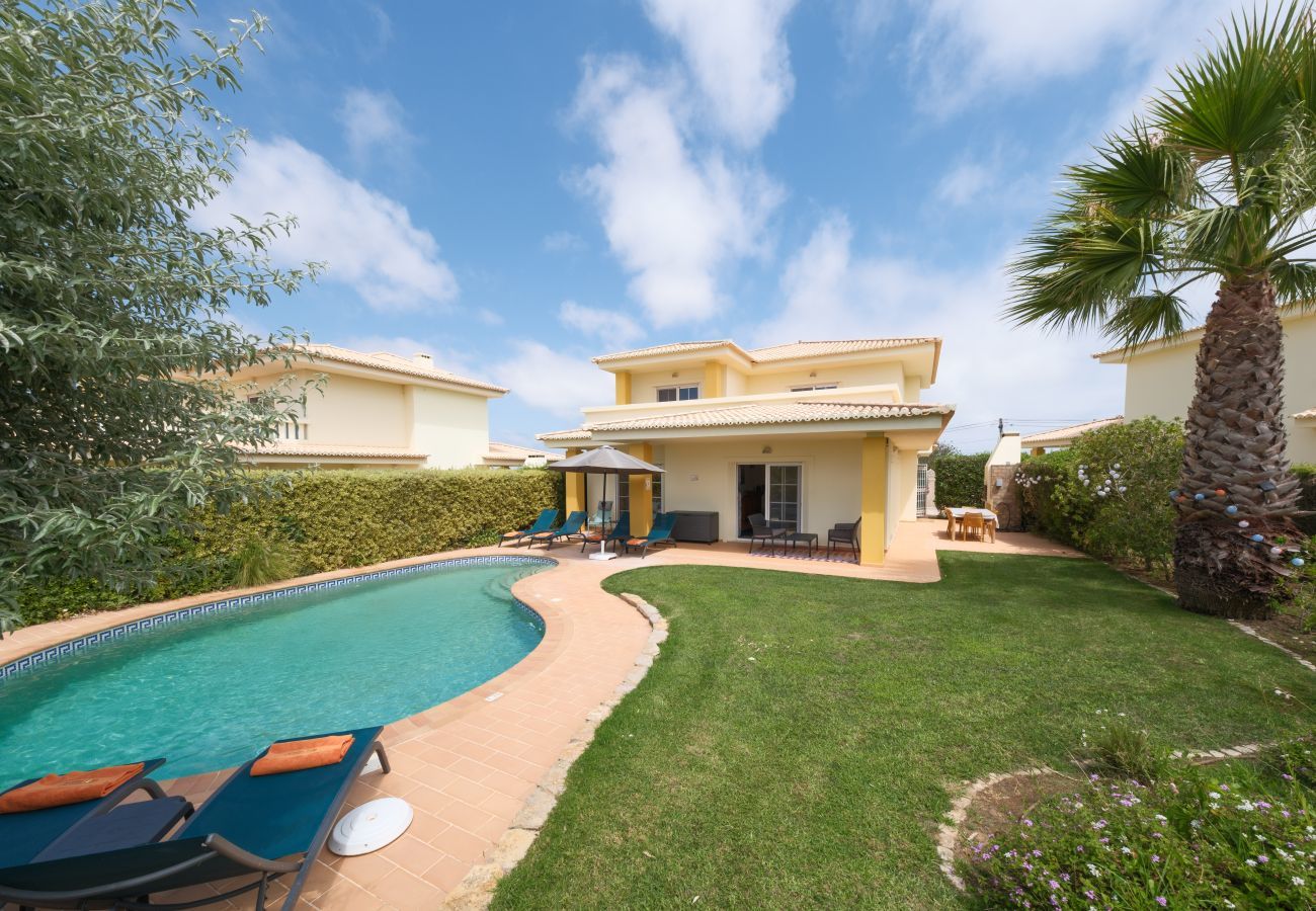 Villa in Lagos - RLAG130