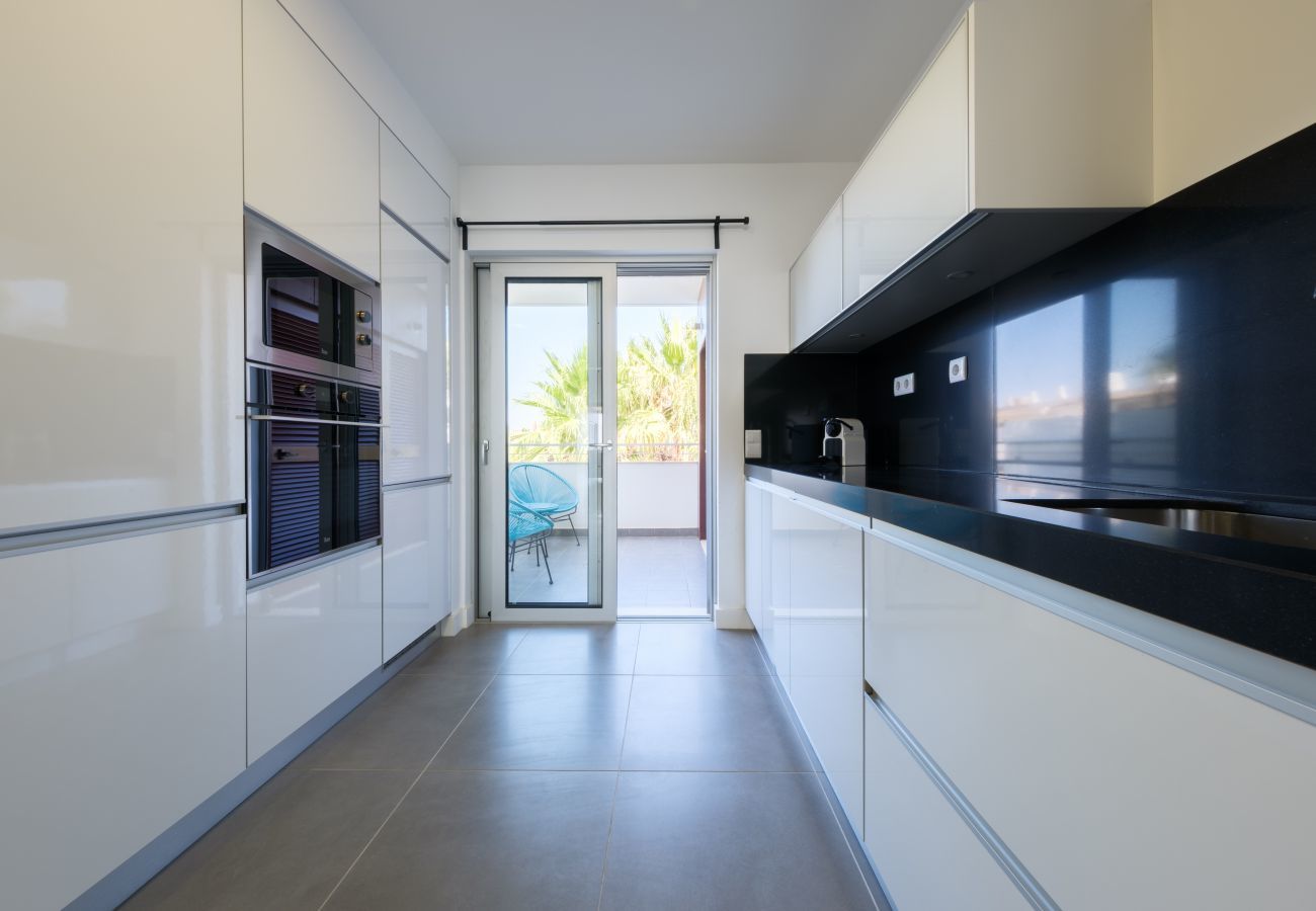 Apartment in Lagos - Modern sea view apartment [127]