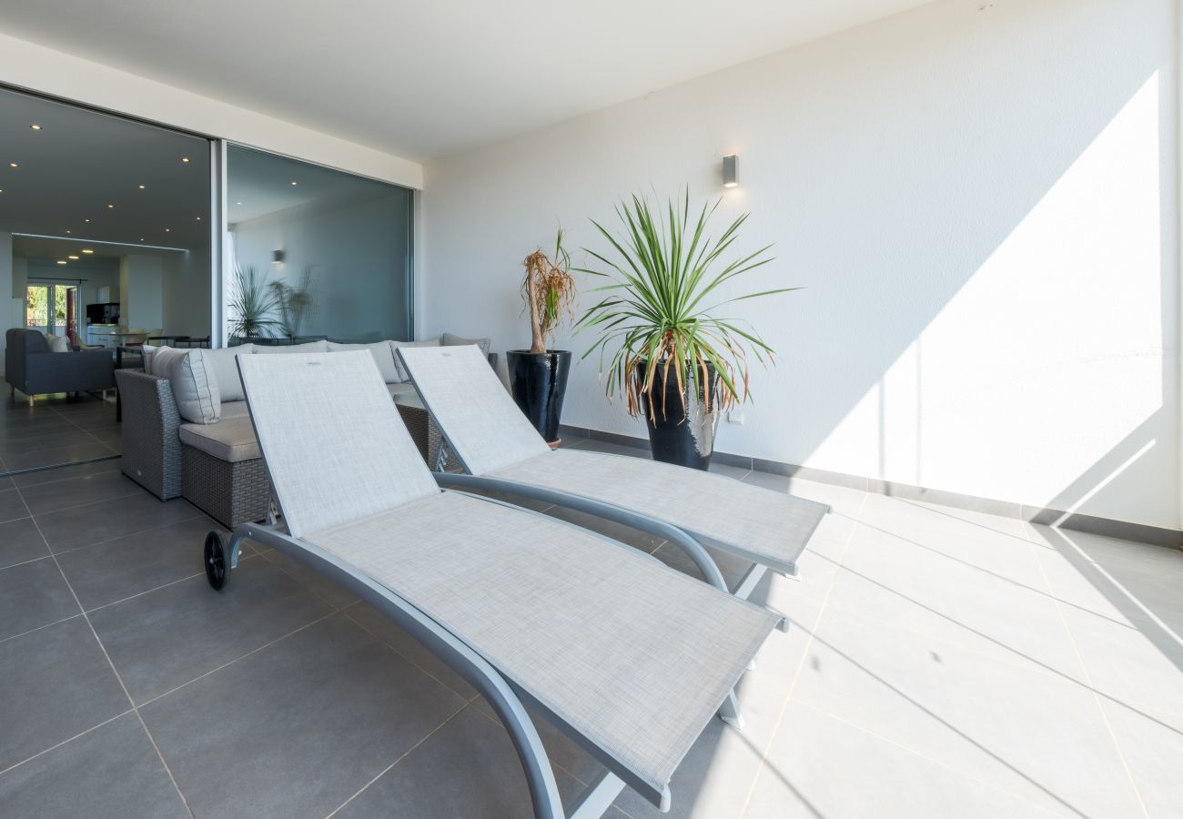 Apartment in Lagos - Modern sea view apartment [127]