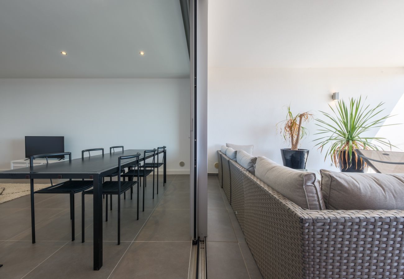 Apartment in Lagos - Modern sea view apartment [127]